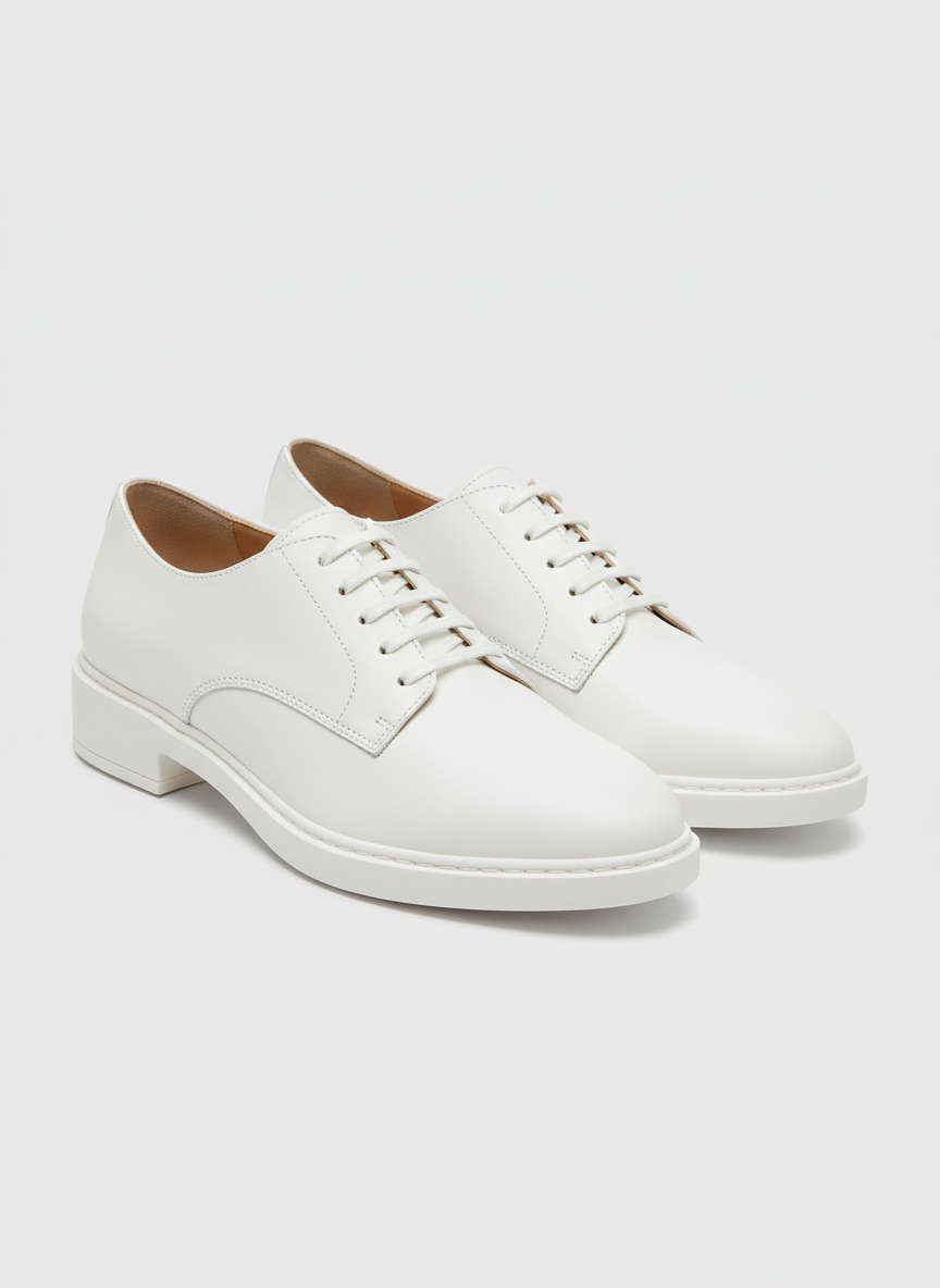 Vera Leather Court Shoe Size 9 White Main Image